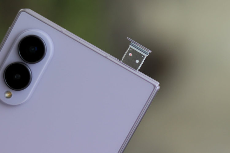 Samsung Galaxy Z Fold 8 có mấy SIM 4