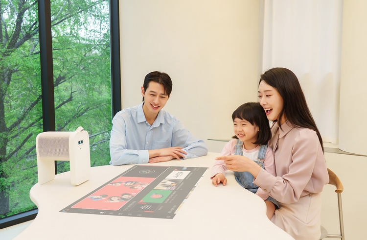 Samsung The Premiere 5 chính thức ra mắt: Máy chiếu 100 inches có cảm ứng, giá từ 1.380 USD - hình 1
