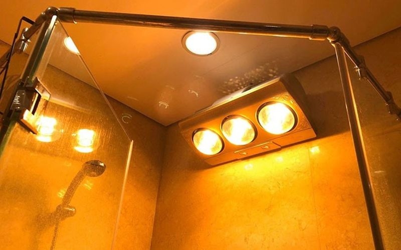 Đèn sưởi nhà tắm - Sản phẩm giữ ấm mùa đông
