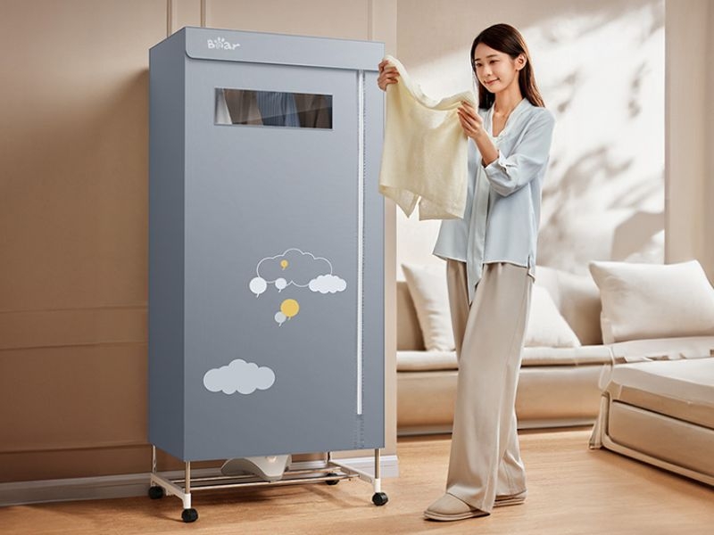 Tủ sấy quần áo - Sản phẩm giữ ấm mùa đông