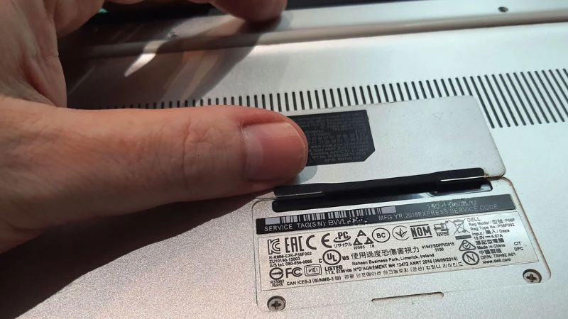 Serial number laptop dùng để kiểm tra thông tin gì 3