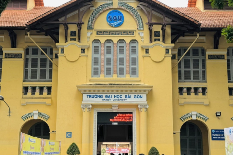 Học phí Đại học Sài Gòn 2025 1