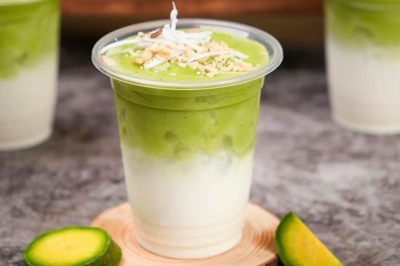 sinh tố bơ dừa 4