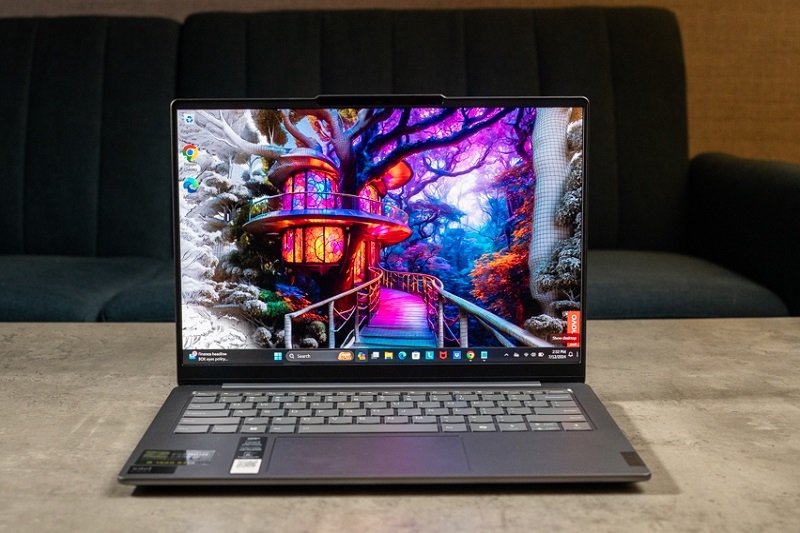 Sinh viên nên mua Lenovo Yoga nào ảnh 4