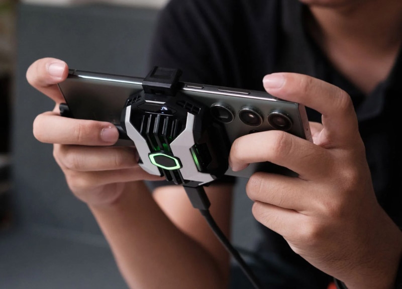 Sò lạnh điện thoại Duy trì hiệu năng khi chơi game