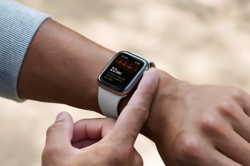 so sánh Apple Watch Series 4 và Series 5 5