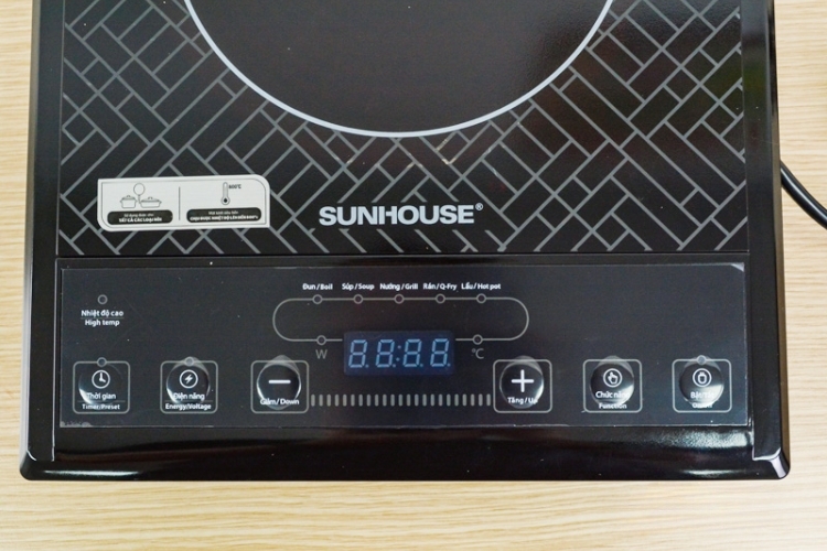 so sánh bếp hồng ngoại sunhouse shd6007 và shd6011 2