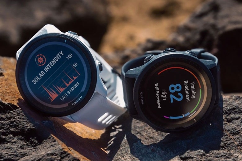 So sánh chi tiết Garmin Forerunner 965 và Garmin Forerunner 955 Solar 5