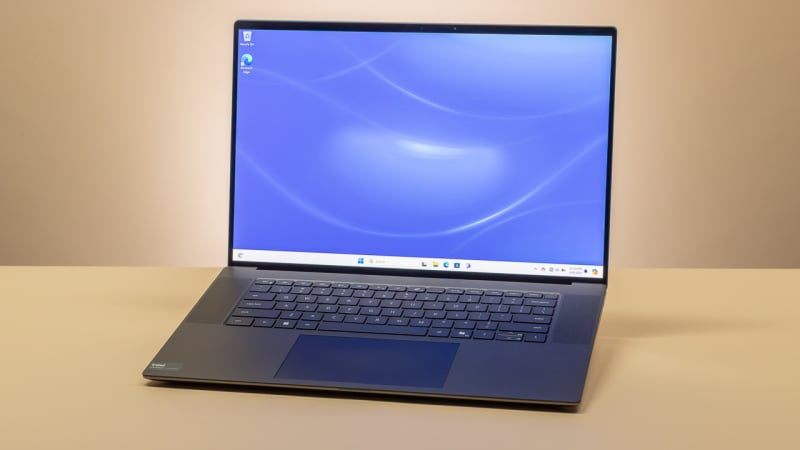 So sánh Dell XPS và Precision 6