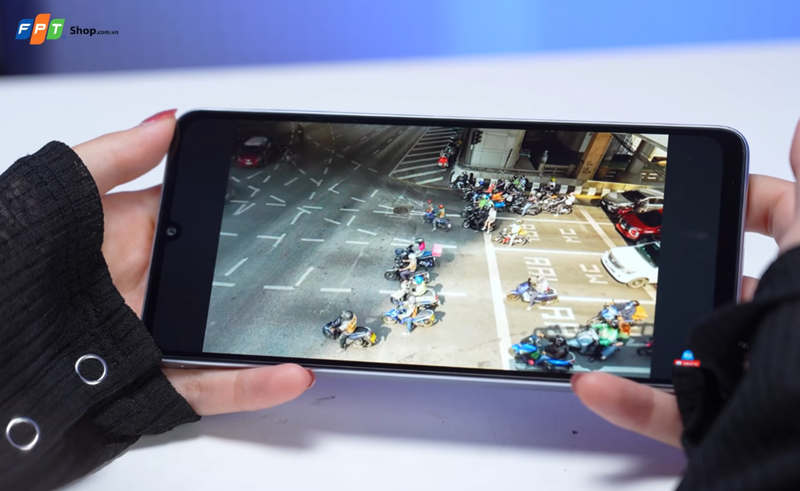So sánh Galaxy A08 và Xiaomi Redmi 17 5G - hình 11