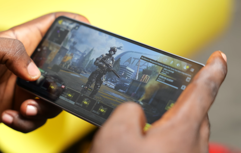 So sánh Galaxy A08 và Xiaomi Redmi 17 5G - hình 6