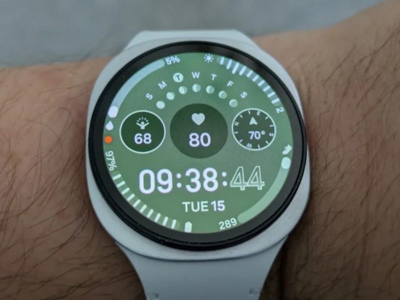 So sánh Galaxy Watch 8 và Watch 8 Classic - hình 1