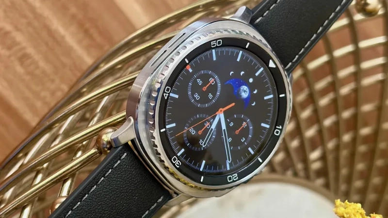 So sánh Galaxy Watch 8 và Watch 8 Classic - hình 3