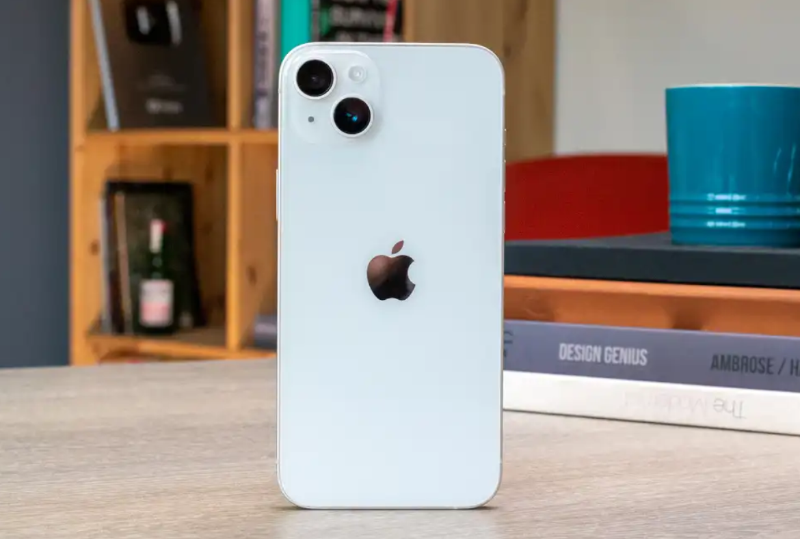 So sánh iPhone 14 Plus và 11 Pro Max - hình 1