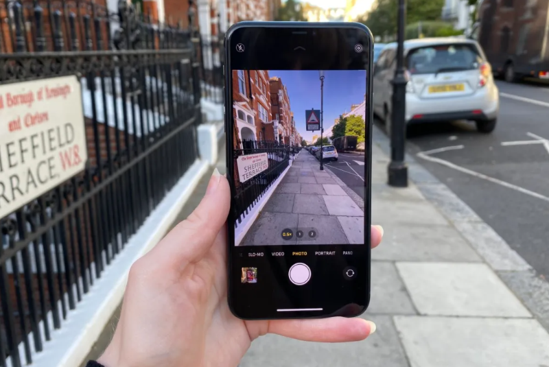 So sánh iPhone 14 Plus và 11 Pro Max - hình 8