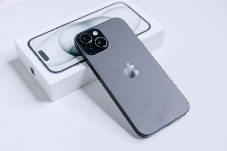 So sánh iPhone 15 Plus và iPhone 14 Pro - hình 3
