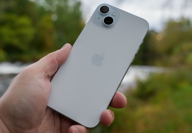 So sánh iPhone 15 Plus và iPhone 15 Pro - hình 1
