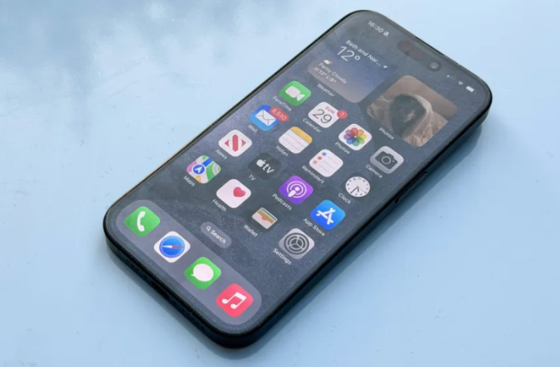 So sánh iPhone 15 Plus và iPhone 15 Pro - hình 4
