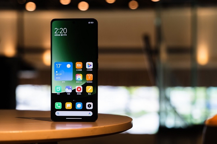 So sánh iPhone 15 Pro Max và Xiaomi 13 Ultra hình 6