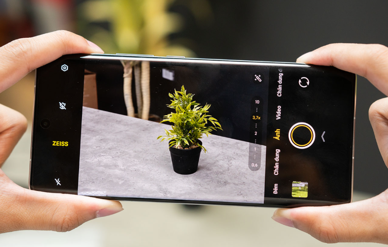 So sánh iPhone 16 Pro Max và Vivo X100 Ultra - hình 9