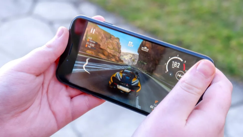 So sánh iPhone 16 và iPhone SE 2022 - hình 5
