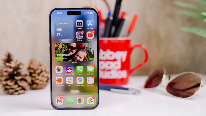 So sánh iPhone 17e và iPhone 15 - hình 3