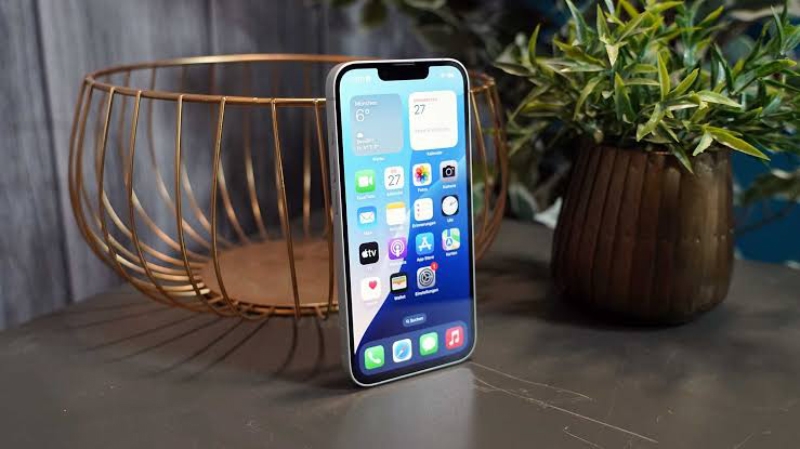 So sánh iPhone 17e và iPhone 15 - hình 8