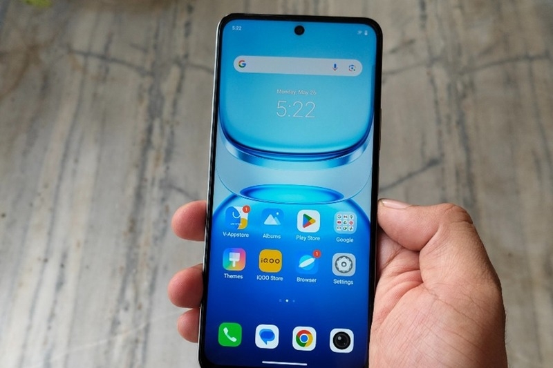 so sánh iQOO Z10x và iQOO Z9x 3