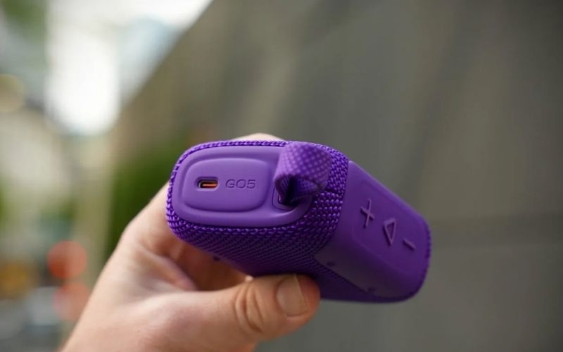 So sánh loa JBL Go 5 vs JBL Clip 5 về khả năng kết nối