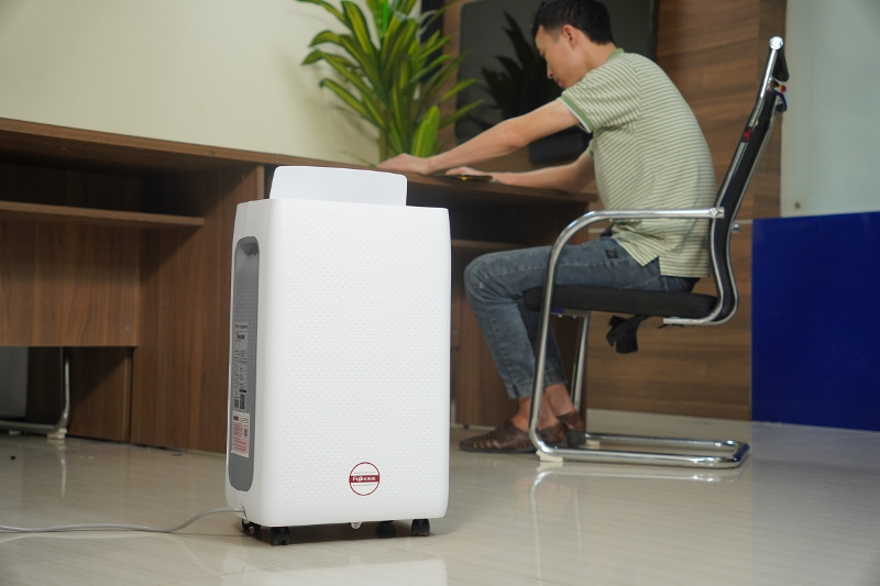 So s&aacute;nh m&aacute;y h&uacute;t ẩm Fujihome v&agrave; Xiaomi - h&igrave;nh 5