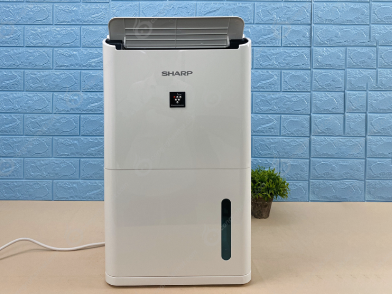 So s&aacute;nh m&aacute;y h&uacute;t ẩm Xiaomi v&agrave; Sharp - h&igrave;nh 8