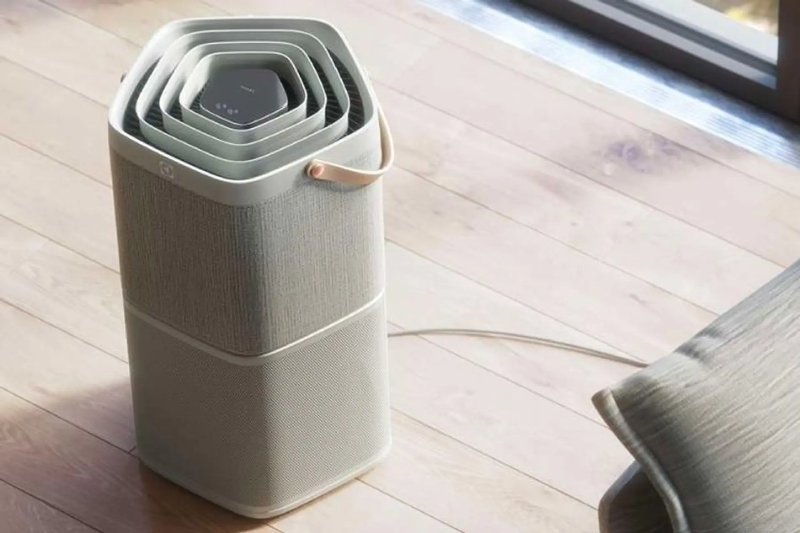 So s&aacute;nh m&aacute;y lọc kh&ocirc;ng kh&iacute; Sharp v&agrave; Electrolux - h&igrave;nh 4