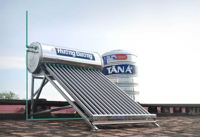 So s&aacute;nh m&aacute;y nước n&oacute;ng v&agrave; năng lượng mặt trời - h&igrave;nh 4