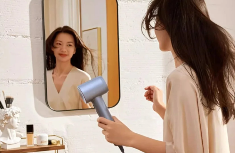 So s&aacute;nh m&aacute;y sấy t&oacute;c Halio v&agrave; Laifen - h&igrave;nh 8