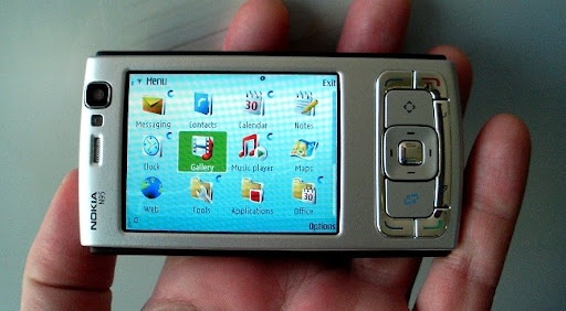 so sánh nokia n95 và n96 - Hình 4