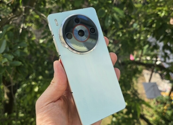 So sánh nubia Z60S Pro và Xiaomi 14T 3
