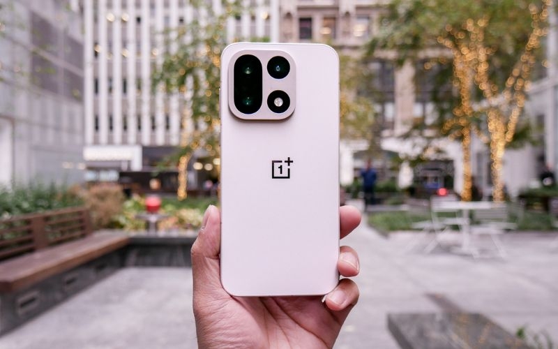 Nên mua OnePlus 15 hay OPPO Find X9