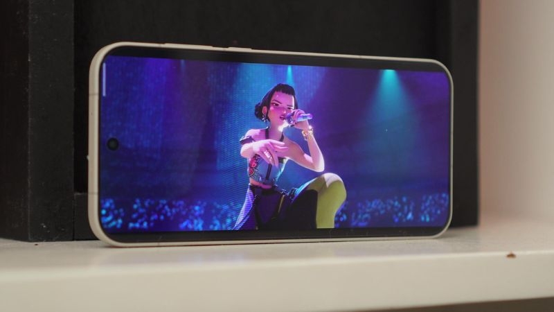So sánh OnePlus 15 và OPPO Find X9 về màn hình