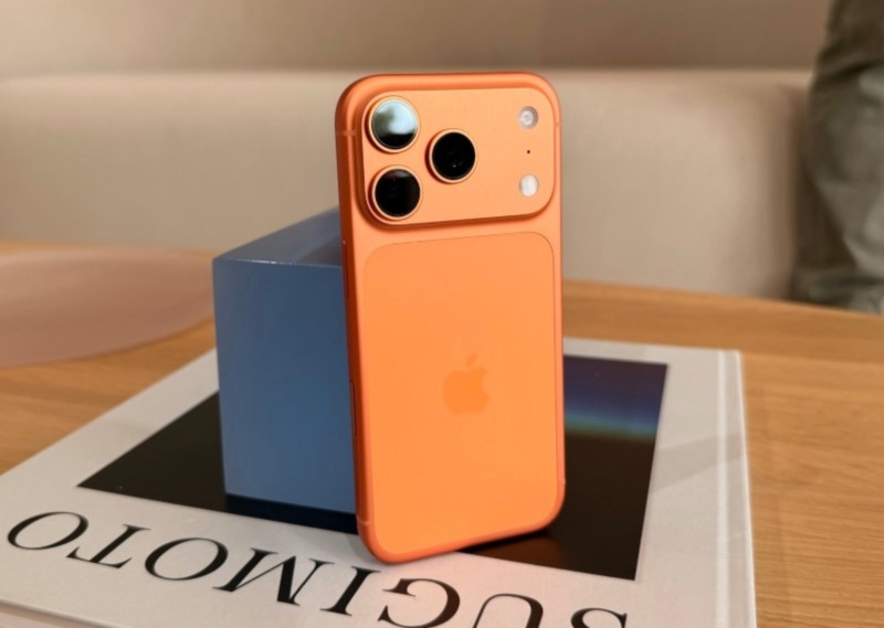 So sánh OPPO Reno15 Pro và iPhone 17 Pro - hình 3