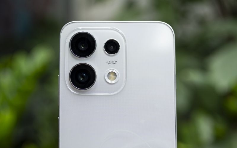 So sánh OPPO Reno 16F và OPPO Reno 16 Pro về camera