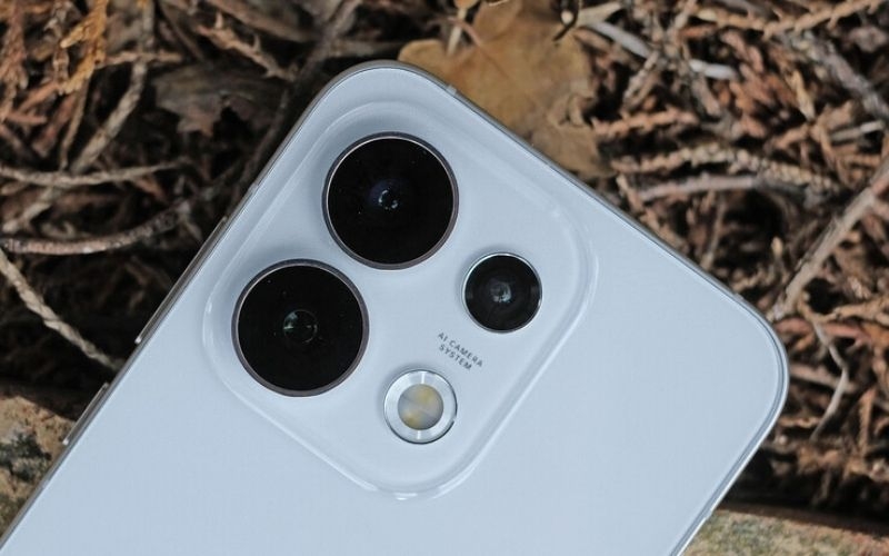 So sánh OPPO Reno 16F và OPPO Reno 16 Pro về camera