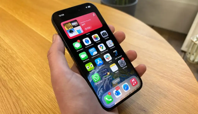 So sánh POCO F8 Pro vs iPhone 15 - hình 10