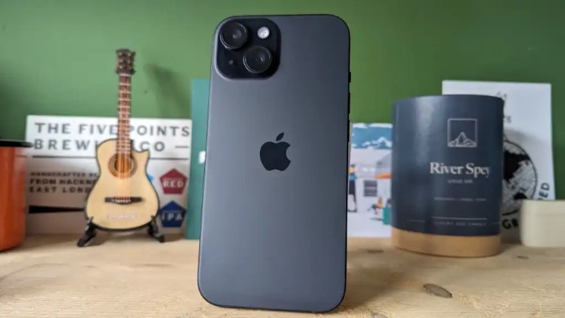 So sánh POCO F8 Pro vs iPhone 15 - hình 4