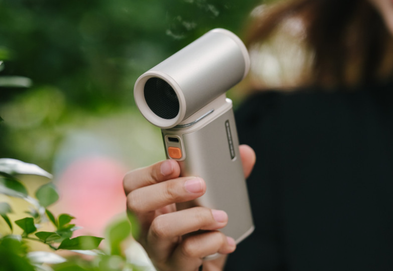 So s&aacute;nh quạt cầm tay Jisulife v&agrave; Goojodoq - h&igrave;nh 10