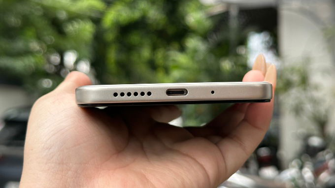 So sánh Redmi 15 4G và Redmi Note 15 - hình 8