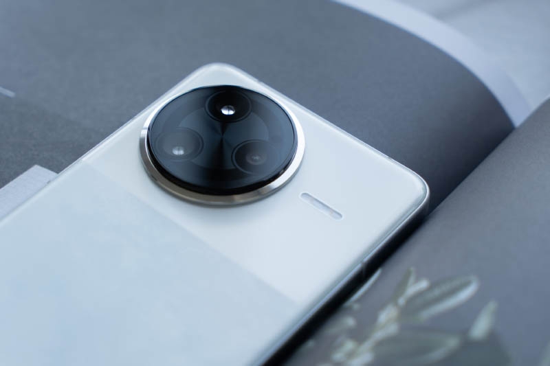 So sánh Redmi K80 Pro và Xiaomi 15 - hình 6