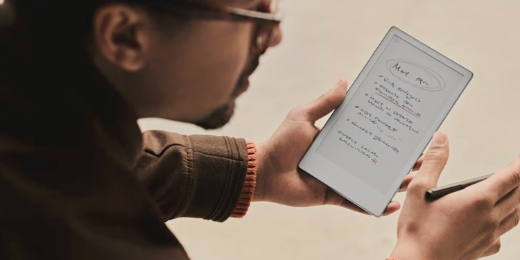 So sánh reMarkable Paper Pro Move và iPad mini: Sự tối giản kỹ thuật số có đáng giá?