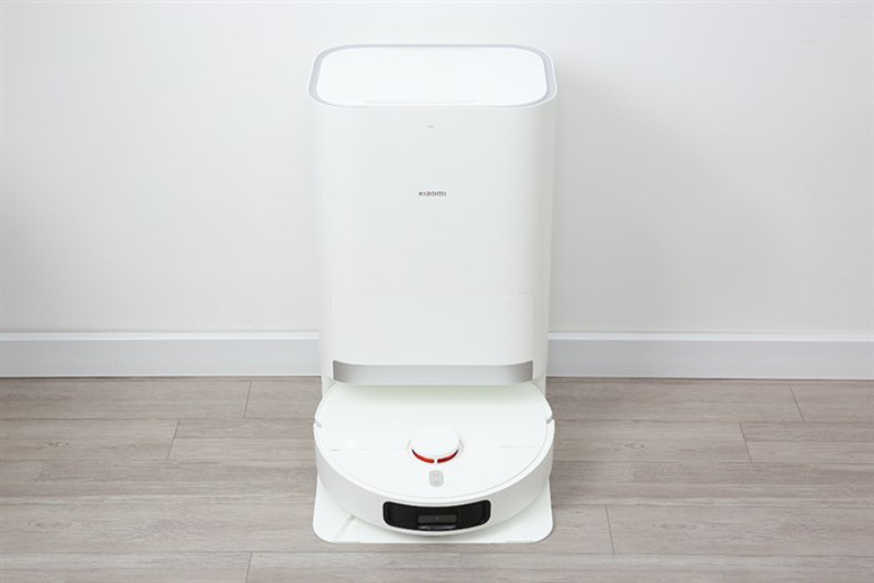 So s&aacute;nh robot h&uacute;t bụi Dreame v&agrave; Xiaomi - h&igrave;nh 2