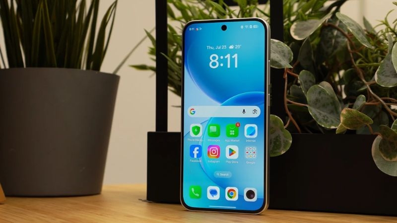 So sánh Samsung Galaxy S26 FE với OPPO Reno16 F về màn hình