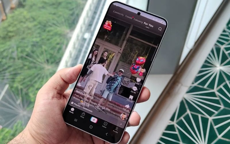 So sánh Samsung Galaxy S26 FE vs Xiaomi 15T Pro về hiệu năng